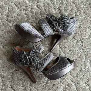 poetic licence london shoes bow rhinestones pumps gray women’s heels siz…